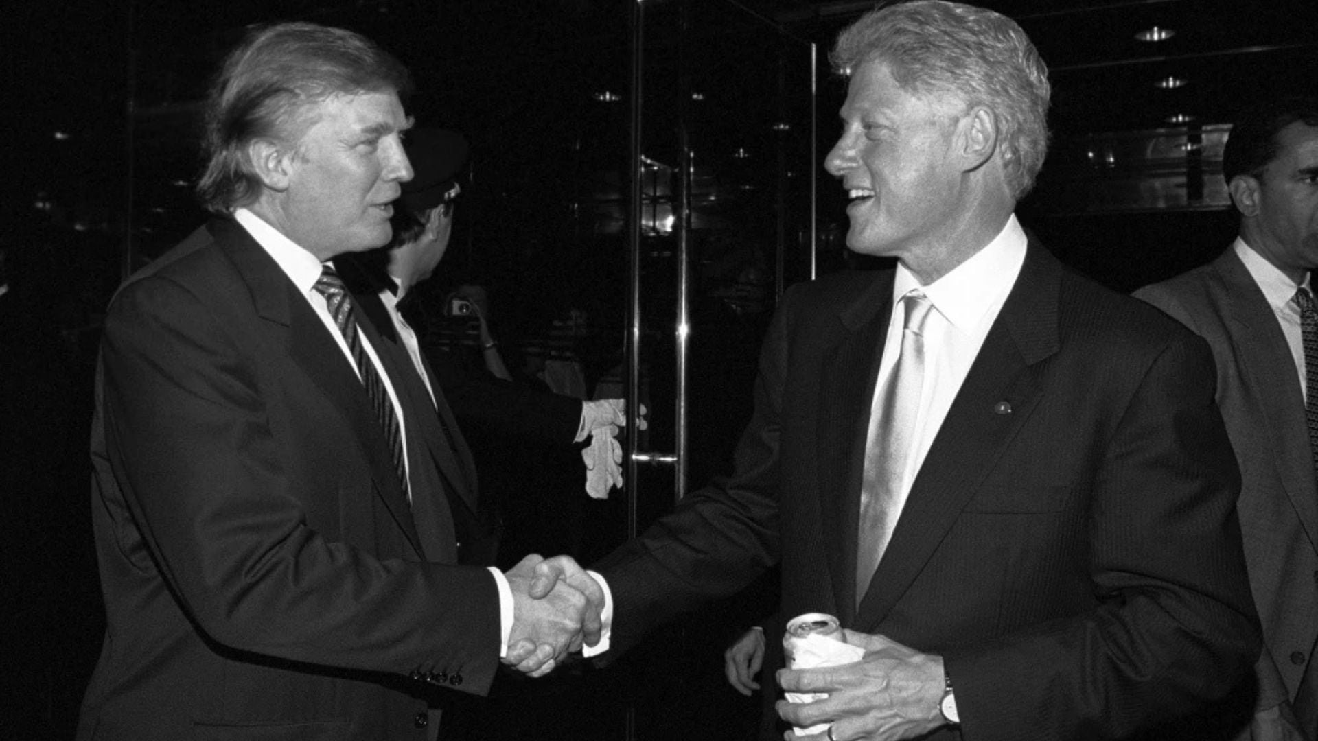 trump-reagon-pas-deshmise-se-bill-clinton-per-ceshtjen-epstein-nuk-me-pelqen-ta-shoh-ne-ate-pozicion-por