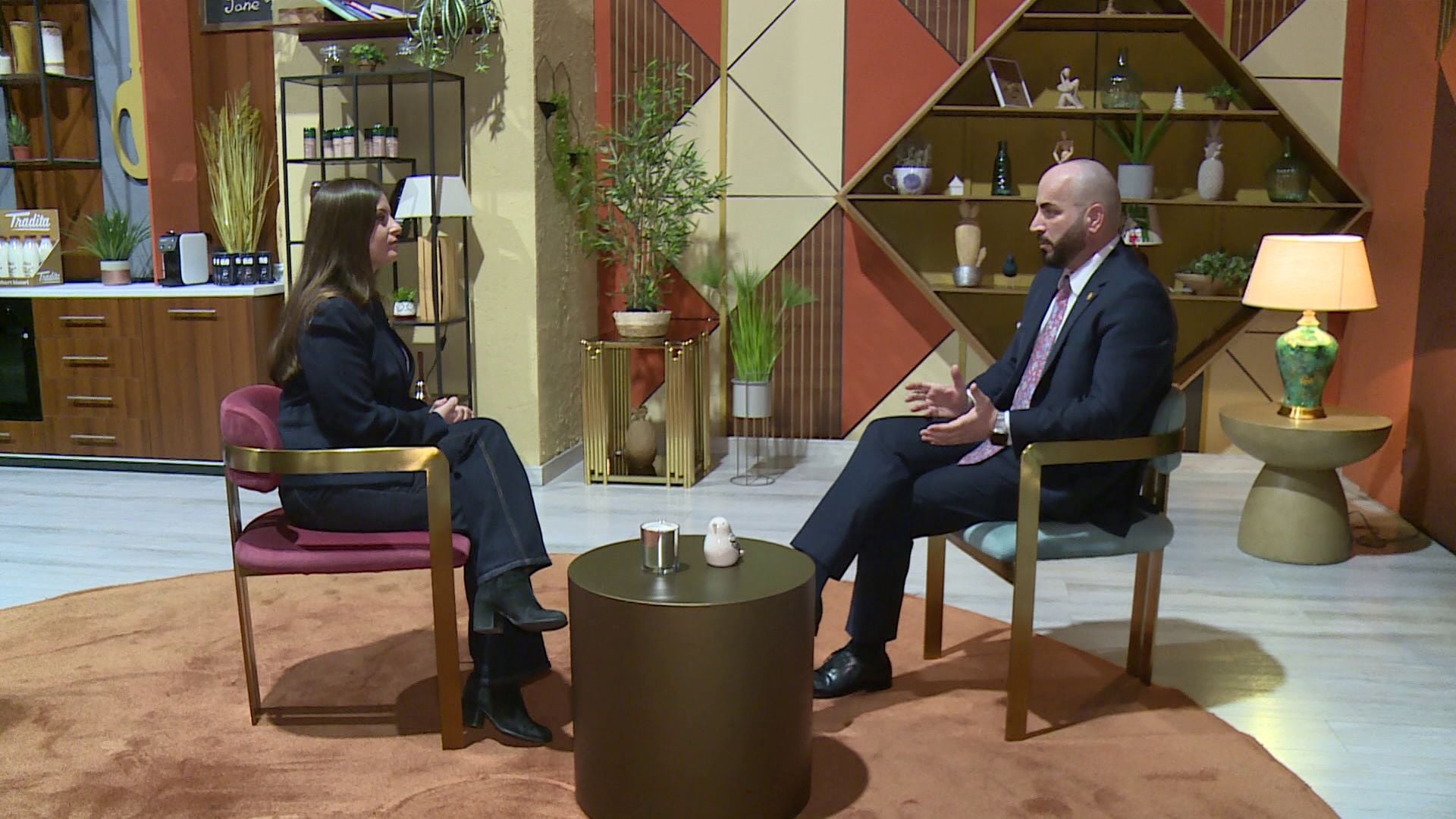 nje-grua-pengoi-even-te-kthehej-ish-drejtori-i-anti-terrorit-gledis-nano-operacion-i-veshtire-duhet-te-rehabilitohet