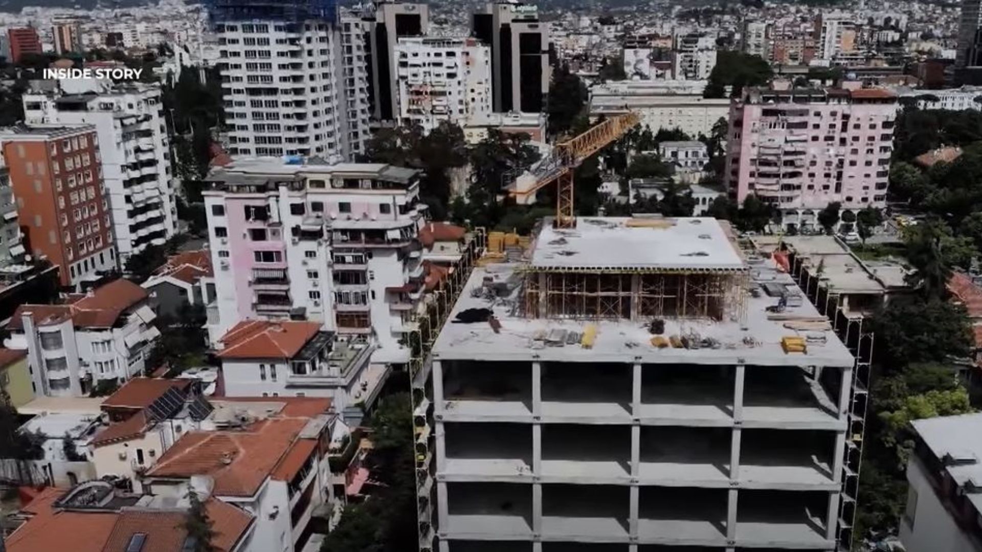 inside-story-troje-apartamente-pallate-dhjetera-milione-euro-pasuria-faraonike-e-ish-zv-drejtorit-te-akshi-t-prestanomet-qe-fshehin-parate-e-korrupsionit