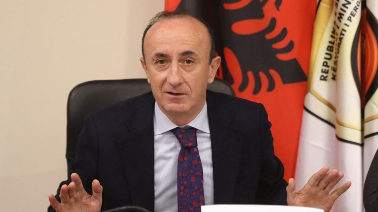 dashnor-sula-merr-zyrtarisht-detyren-si-kryeinspektor-i-pergjithshem-me-ramen-nuk-jemi-pare-si-armiq-por