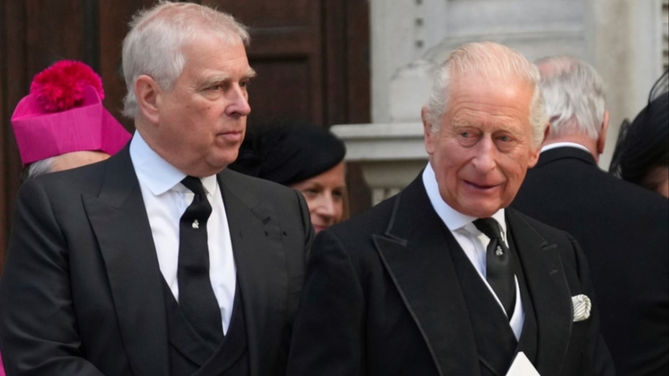 skandal-ne-buckingham-charles-ishte-paralajmeruar-qe-ne-2019-per-lidhjet-sekrete-te-princit-andrew