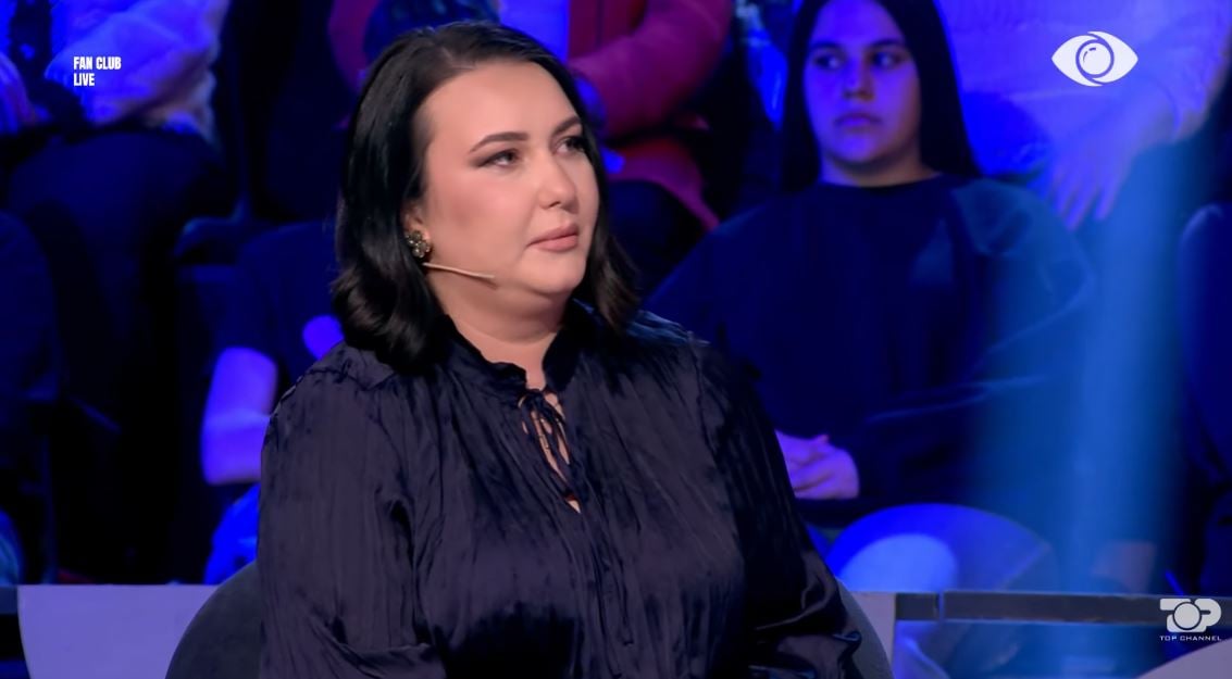  Njihem me tezen e Selin  por s dua të bëj Big Brother jashtë   Bashkëshortja e Rogertit flet në Fan Club  Nuk jap shpjegim për lojën e tij