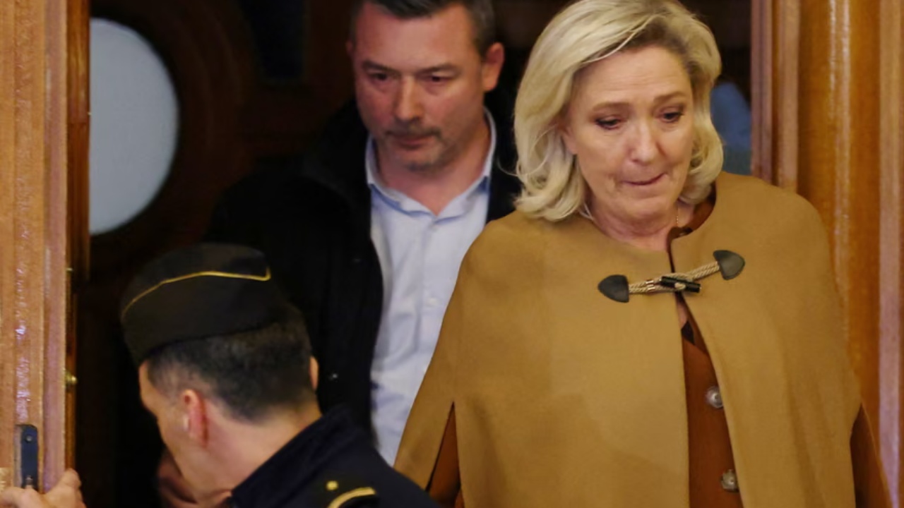 Prokuroria franceze kërkon ndalim 5 vjeçar për Marine Le Pen  rrezikohet kandidimi i saj në zgjedhjet presidenciale të vitit 2027