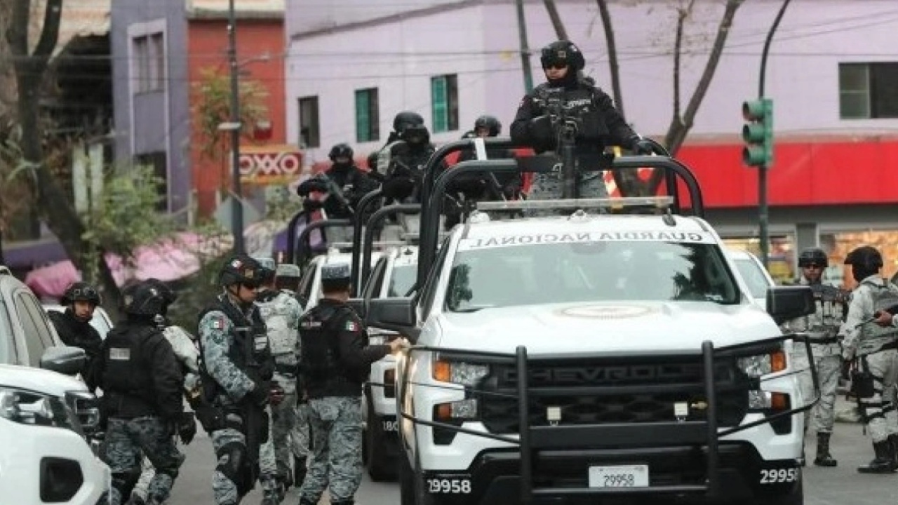 Trazirat pas vdekjes së  El Menchos  në Meksikë  Arratisen 23 të burgosur  shkon në 70 numri i viktimave