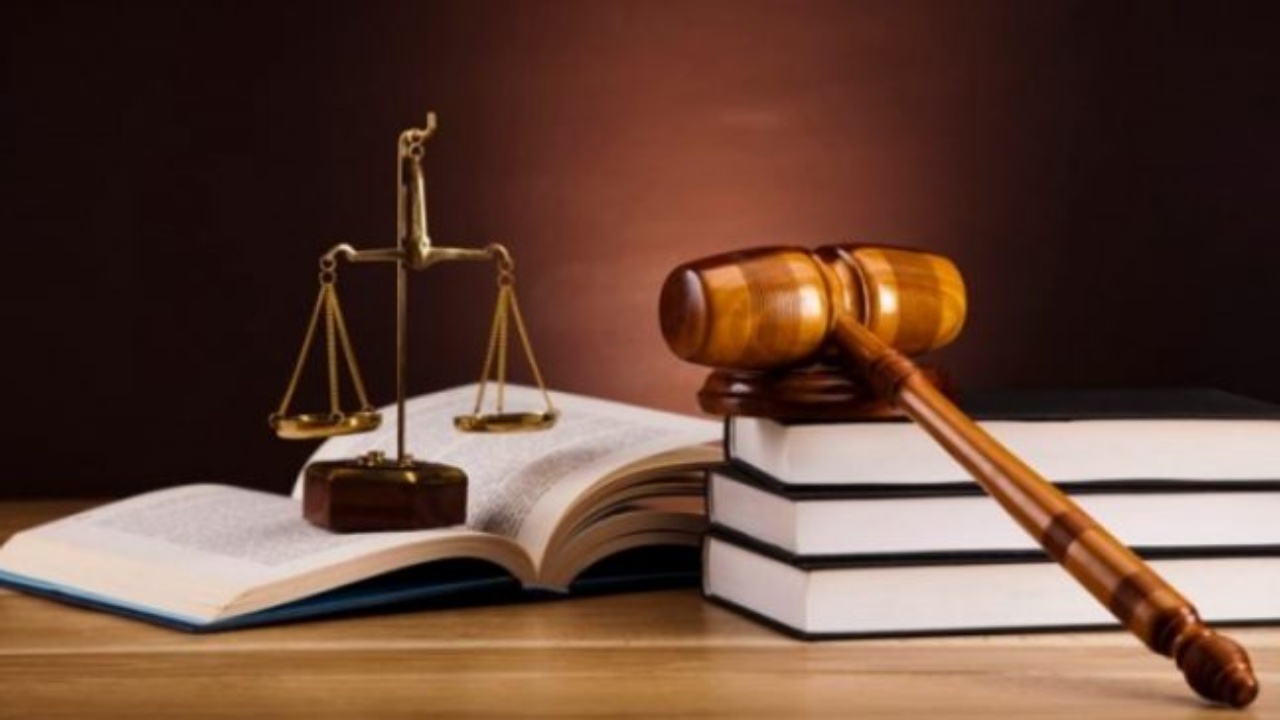 Sondazhi  90  e shqiptarëve i duan pagat e gjyqtarëve dhe prokurorëve ashtu siç janë ose më të ulëta