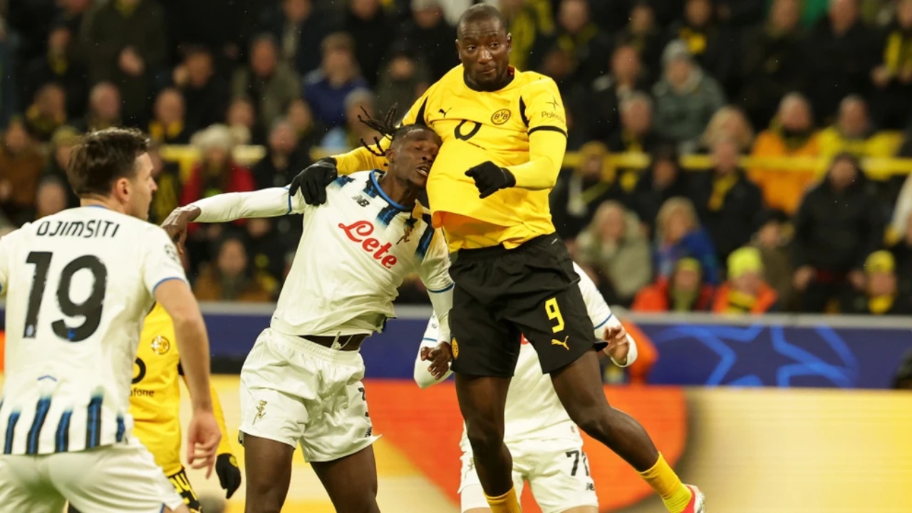 Atalanta e Gjimshitit nuk ia del  bergamaskët munden në Gjermani nga Dortmundi