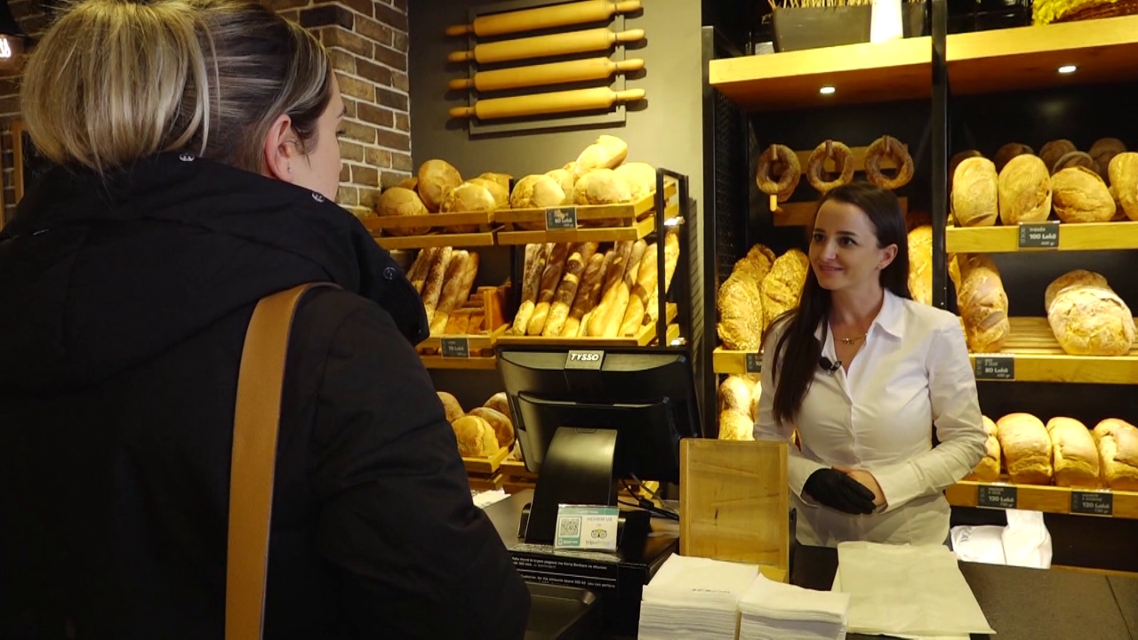 Bukëpjekës  zanat në zhdukje  Shoqata e prodhuesve të bukës kërkon subvencionim  Nuk ka më profesionistë