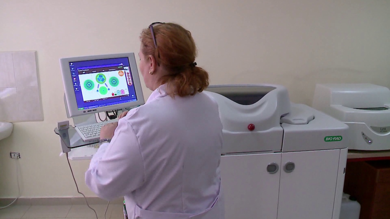 Bakteret gjithnjë më rezistente ndaj antibiotikëve  mikrobiologët  90  e ilaçeve po humbin betejën