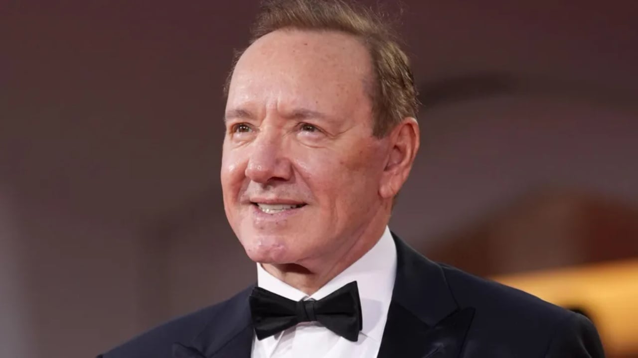 U padit për ngacmime seksuale  Aktori Hollivudian Kevin Spacey dhe akuzuesit pajtohen para gjyqit
