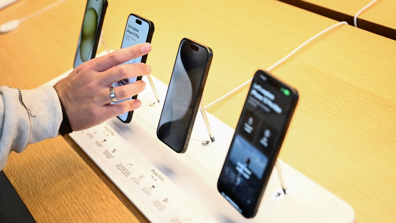 Apple revolucion me Siri  asistenti i ri me AI do funksionojë si chatbot dhe do kontrollojë aplikacionet