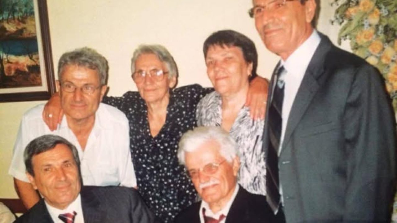  Kalova brenda ditës nga festa e 80 vjetorit të lindjes te humbja e vëllait   mesazhi i Namik Dokles  Çfarë i bie njeriut  e mban