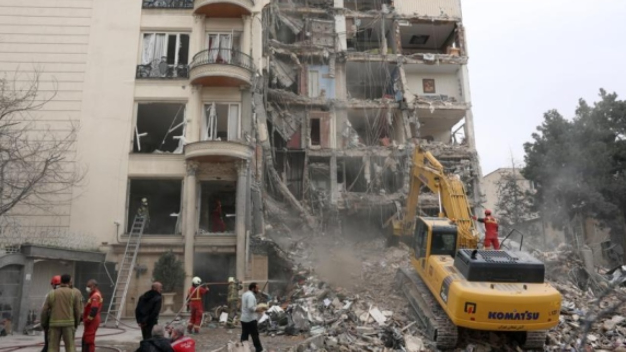 Sulm me bomba thërrmuese në Tel Aviv  6 të plagosur  Izraeli kundërpërgjigjet me goditje në Iran