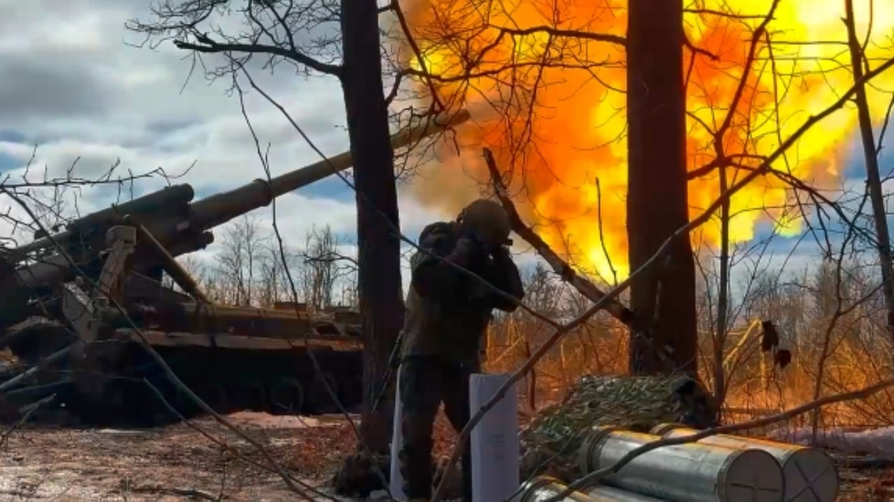 lufta-ukraine-rusi-nje-dron-i-kremlinit-godet-termocentralin-ne-estoni-qeveria-therret-mbledhje-te-jashtezakonshme