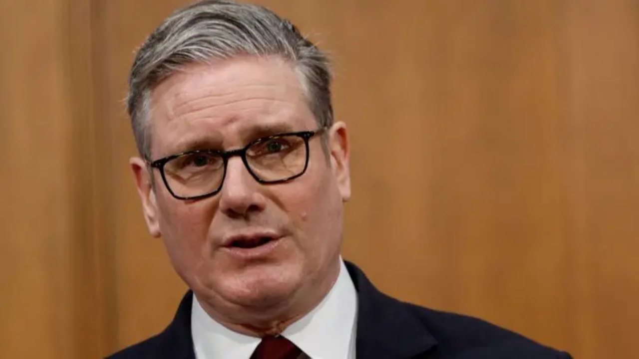 starmer-mbledh-lideret-e-biznesit-pritet-te-shqyrtojne-ndikimin-e-luftes-iran-shba-ne-ekonomine-britanike