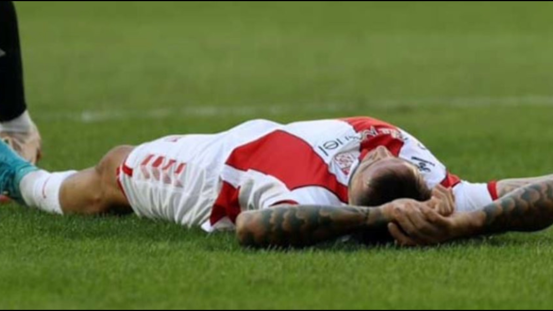 pak-dite-para-sfides-me-polonine-rey-manaj-le-fushen-e-lojes-i-demtuar