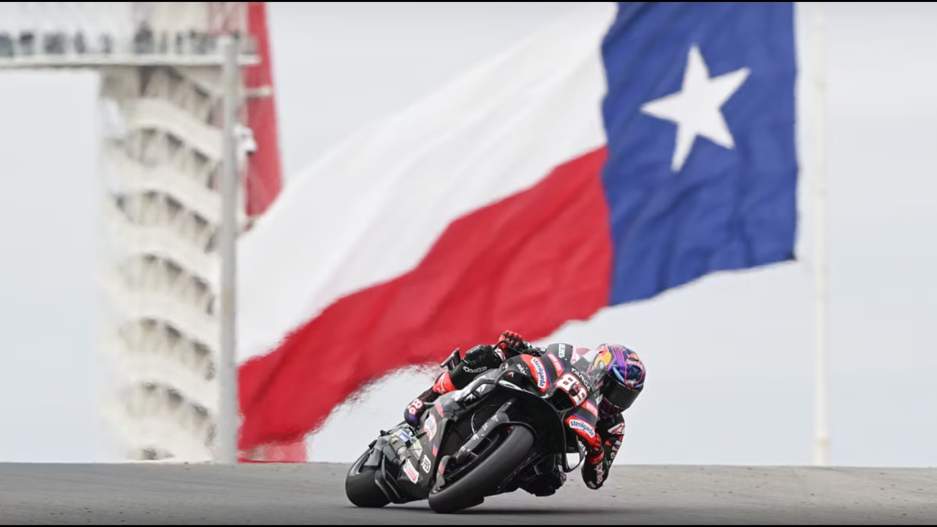 MotoGP  Emocione dhe surpriza në Garën Sprint të Austin  triumfon Martin  rrëzohen Bezzecchi dhe Marquez