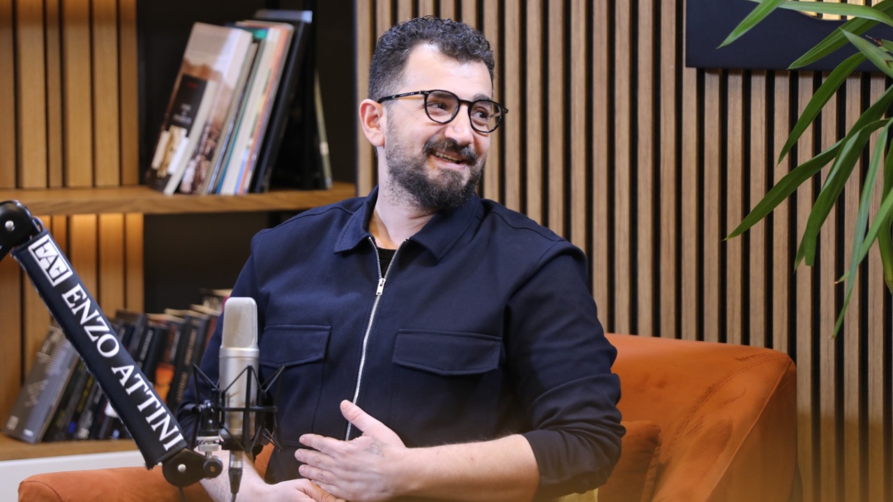  Nuk jam i lumtur  do iki   Albano Bogdo flet për divorcin e prindërve dhe për paktin me nënën  Bashkë derisa dikush nga ne të vdes