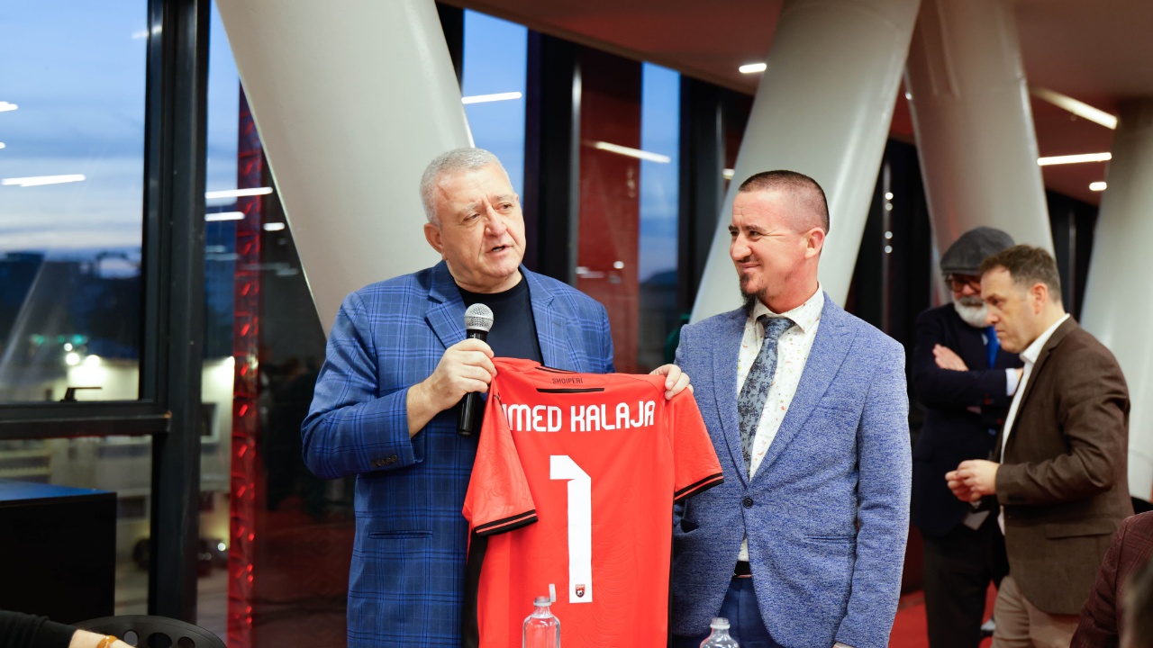 iftari-tradicional-i-futbollit-shqiptar-kalaj-dhe-duka-si-agjerimi-edhe-futbolli-kerkon-unitet-disipline-dhe-solidaritet