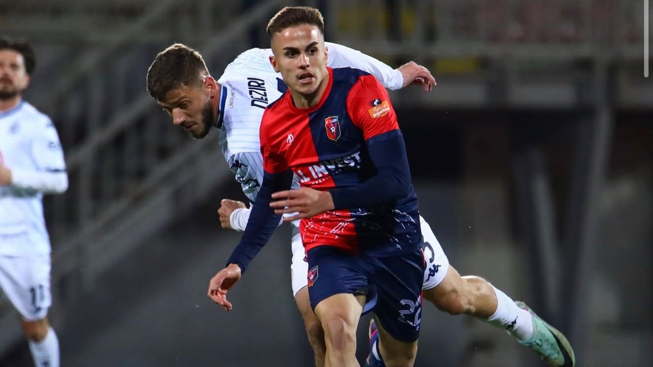 Karton i kuq dhe pretendime për penallti  Vllaznia dhe Dinamo ndajnë pikët në një barazim pa gola në  Loro Boriçi 