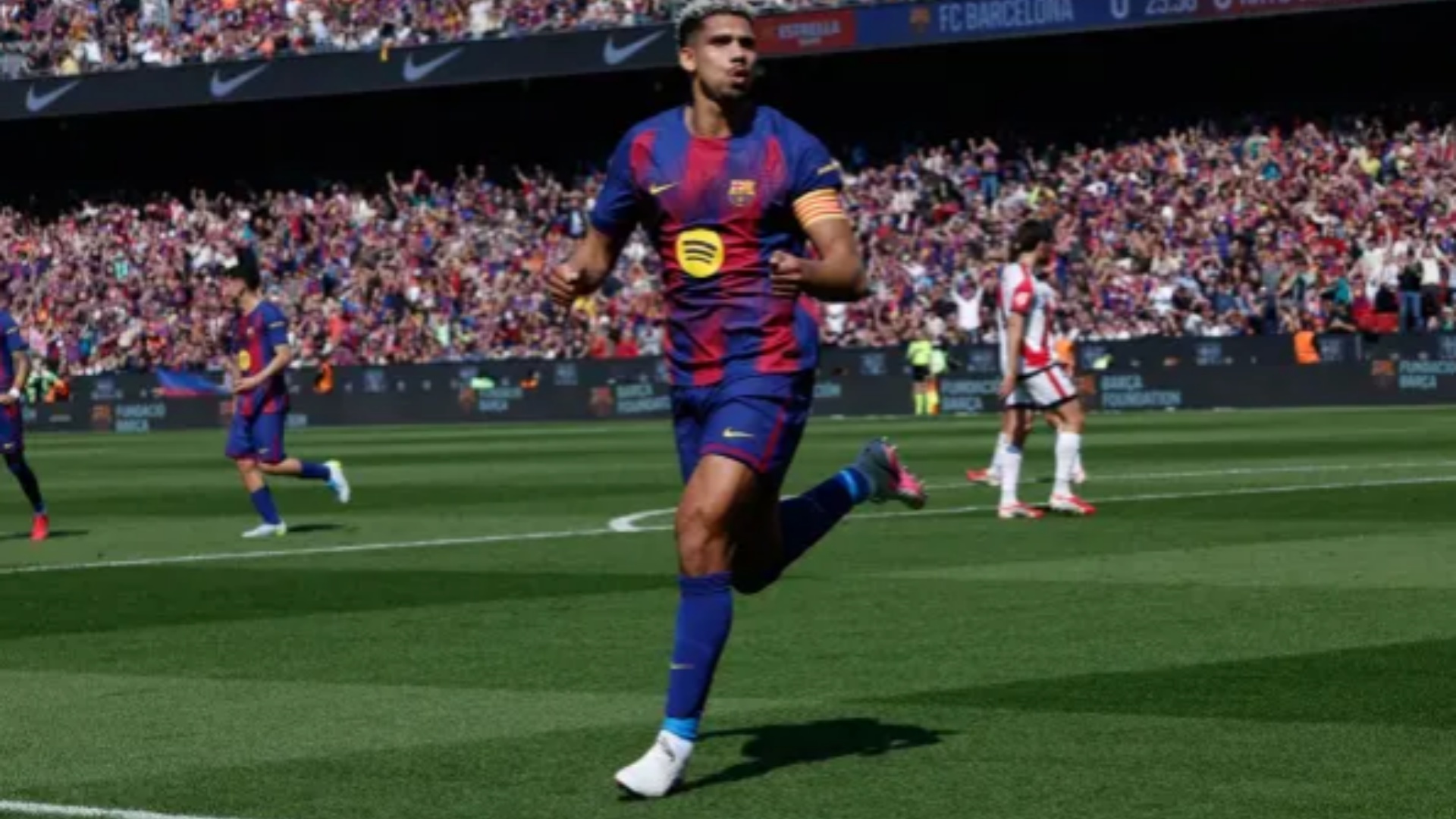 la-liga-ne-camp-nou-vendos-araujo-barcelona-djersit-per-te-mposhtur-rayo-vallecano