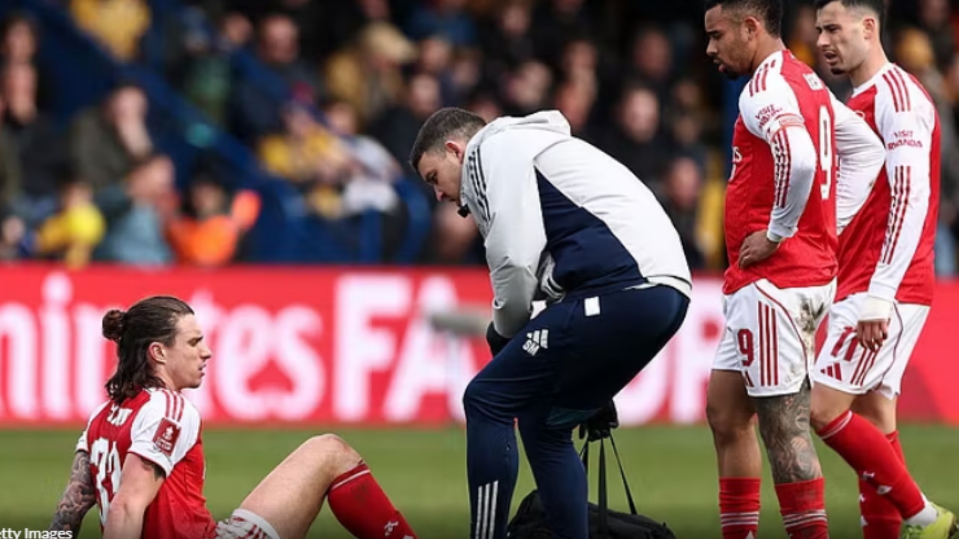 Italia në playoff in e Botërorit  Gattuso merr lajme të këqija  Calafiori dëmtohet me Arsenalin