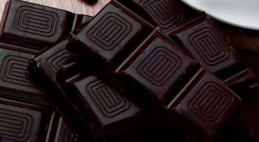 Zhduket kamioni me 12 tonë çokollata  rrezikohen furnizimet në prag të Pashkëve