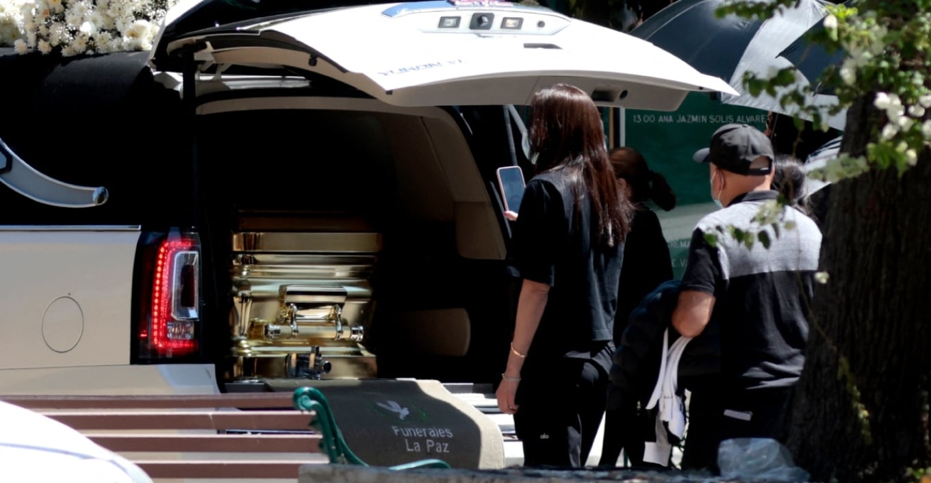 el-mencho-varroset-ne-nje-arkivol-te-arte-funerali-i-tij-ne-meksike-nen-masa-te-forta-sigurie