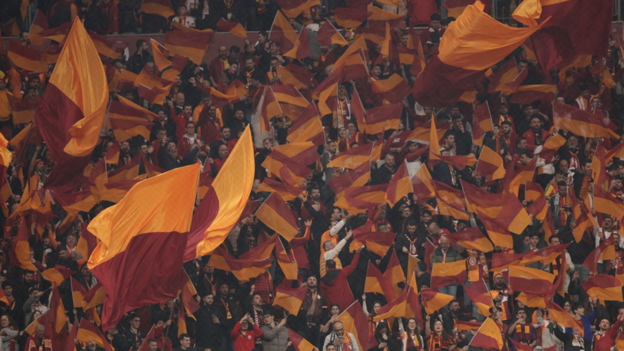 UEFA vendos përfundimisht bllokadë për Gallatasaray n  Asnjë tifoz në Anfield kundër Liverpoolit