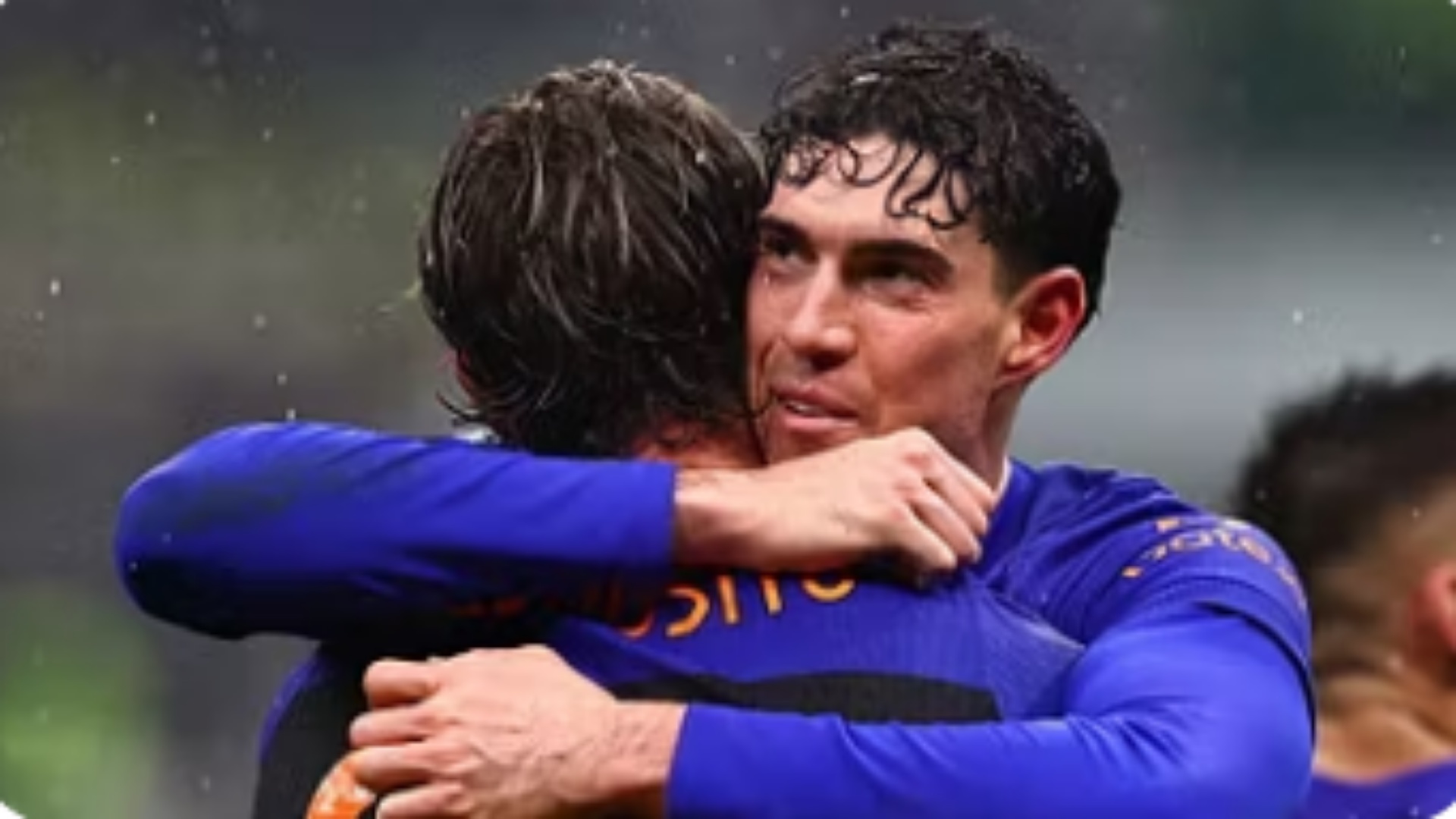 Inter  nën sulm   Arsenal kërkon Pio Esposito  Barcelona synon Bastonin