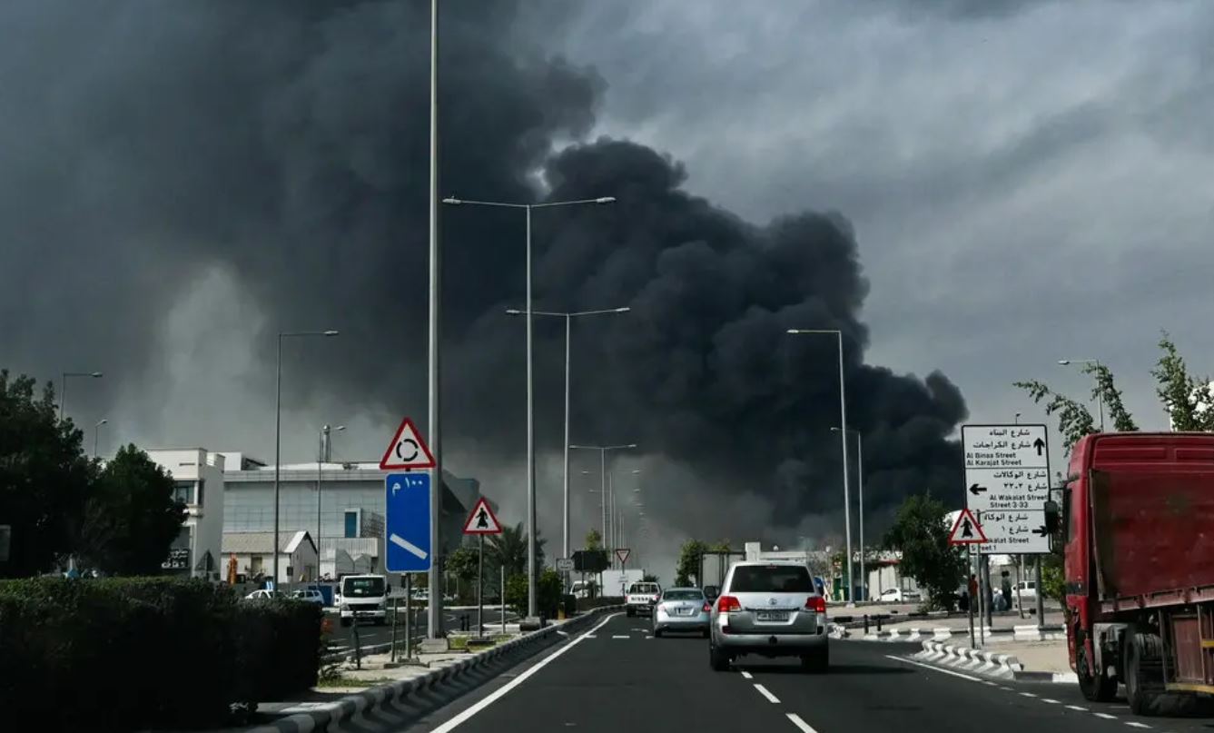 Strategjia e Iranit  Teherani zgjeron fushëbetejën për të rritur presionin ndaj Trump  rrezikohen energjia globale dhe stabiliteti në Gjirin Persik