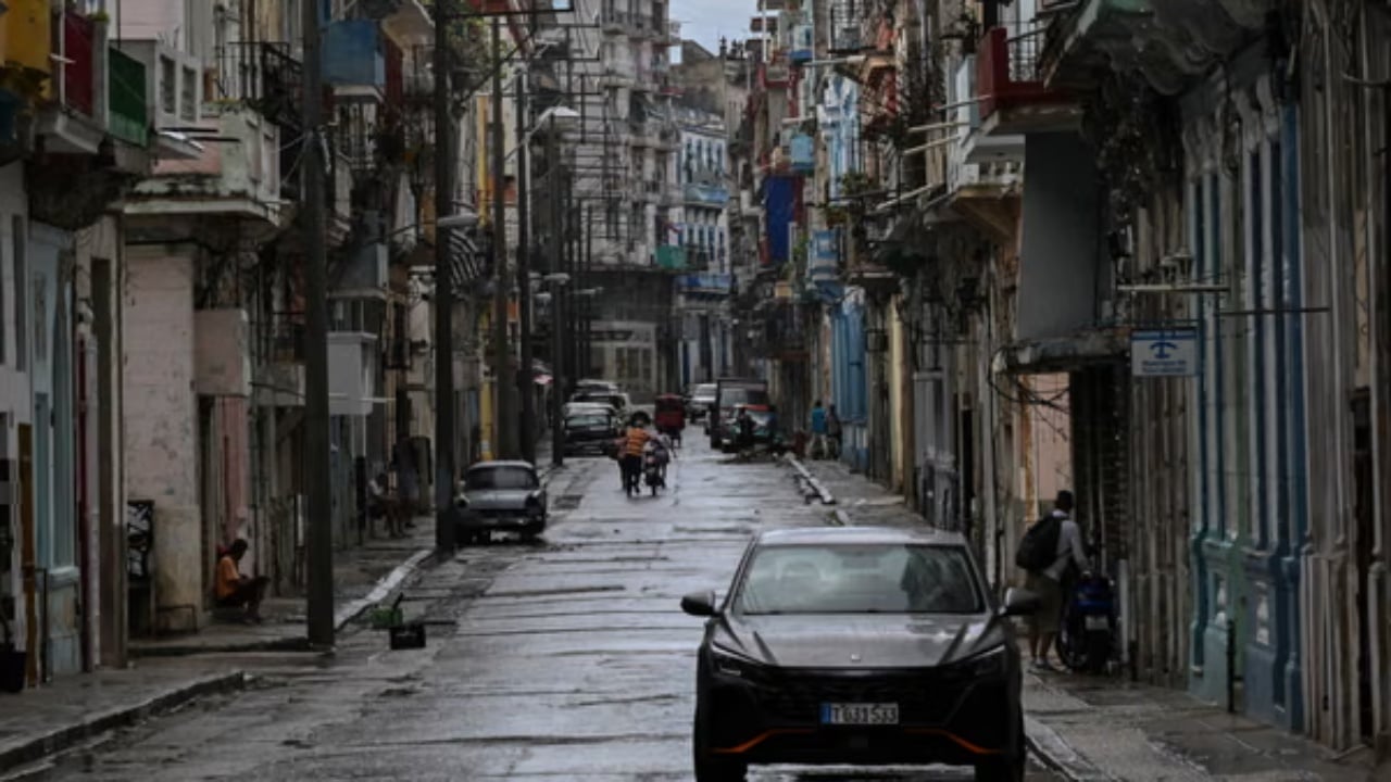 Bllokada ekonomike nga SHBA  Rusia i vjen në ndihmë Kubës  nis naftë drejt ishullit