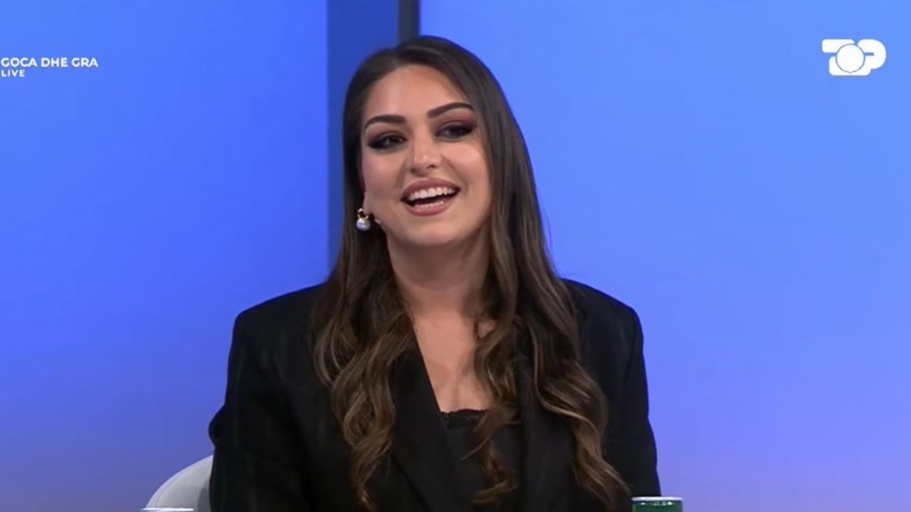 Sara Mila zbulon në  Goca dhe Gra  prapaskenat e jetës së saj politike  Teatër jo i bukur  nuk është aq tragjike sa duket