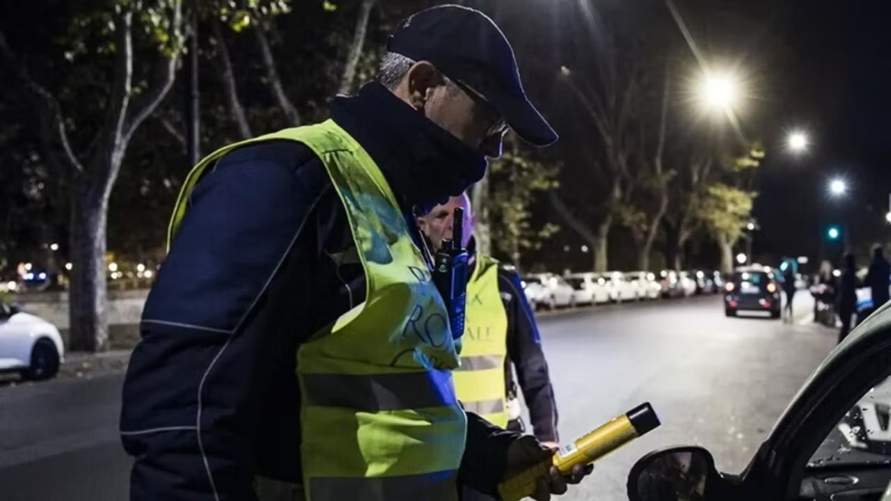 Përplasi për vdekje një të moshuar dhe u largua nga vendi i ngjarjes  arrestohet 52 vjeçari shqiptar në Itali
