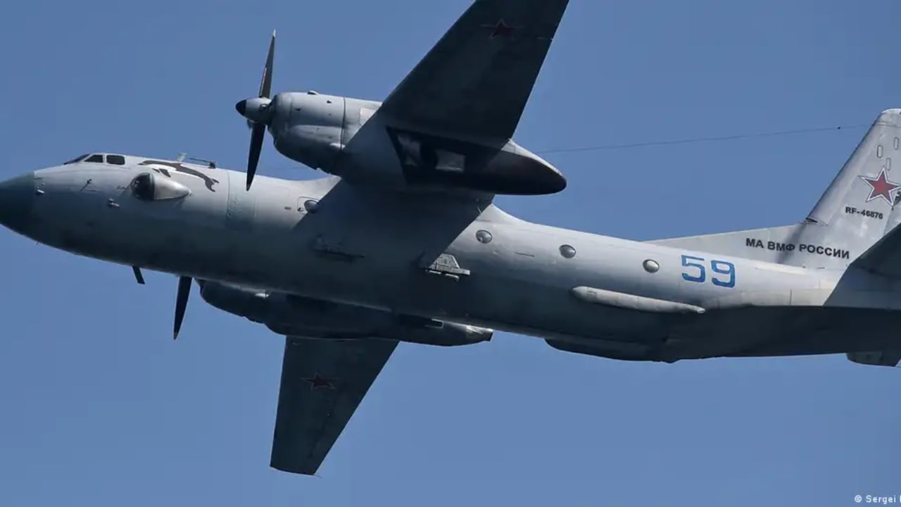 tragjike-ne-rusi-avioni-ushtarak-perplaset-me-nje-shkemb-dhe-rrezohet-humbin-jeten-29-persona