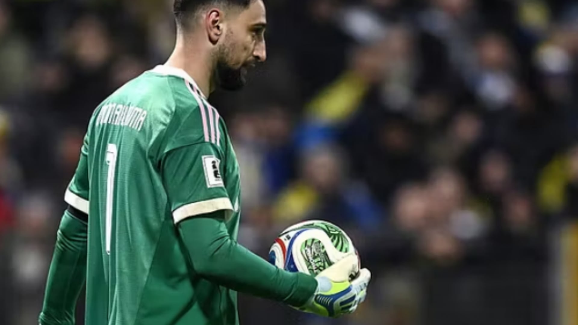 Donnarumma në lot për Italinë  Ndihem përgjegjës  por do të kthehemi madhështorë