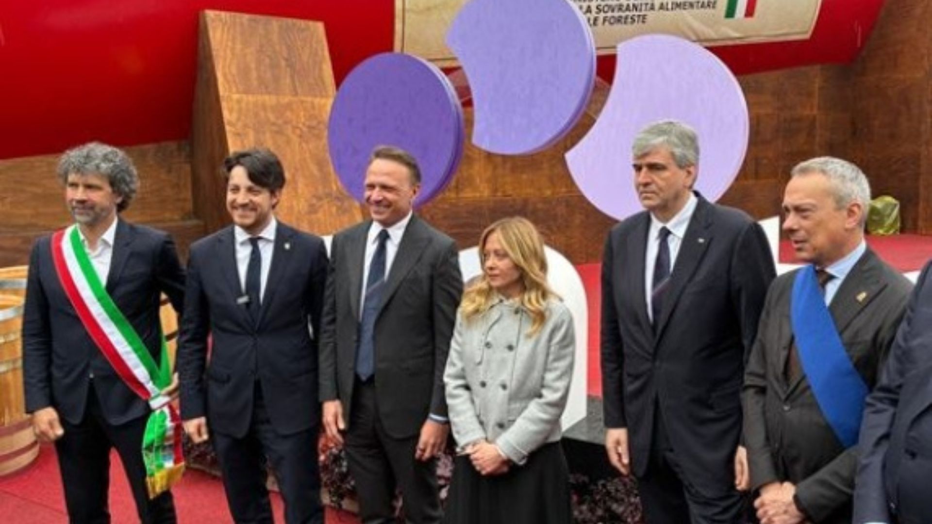 Meloni kundër blerjes së gazit rus nga Evropa  lajmëron bllokimin e marrëveshjes së mbrojtjes me Izraelin dhe pezullimin e Paktit të Stabilitetit