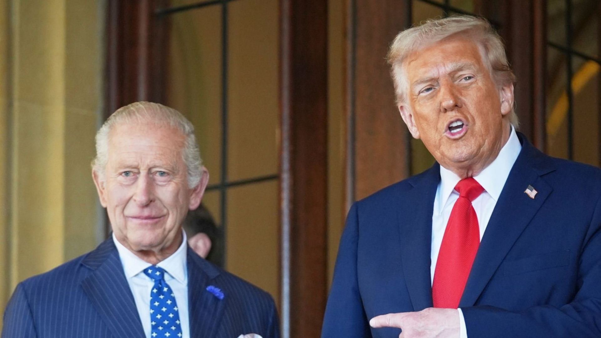 Pallati i Buckinghamit konfirmon vizitën e Mbretit Charles në SHBA pas të shtënave të ditës së djeshme  Gjithçka do vijojë sipas planit