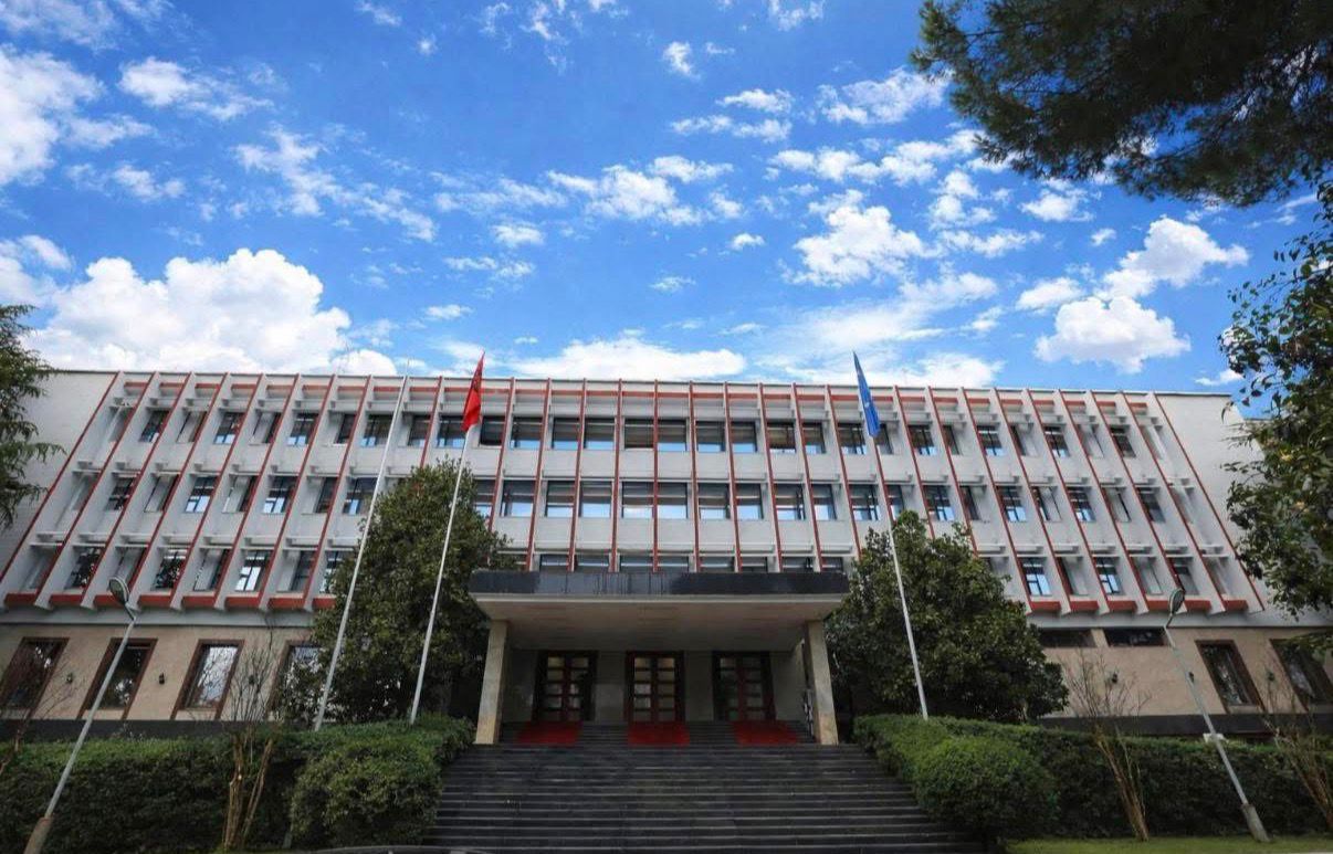 Marrëveshja e armëpushimit mes SHBA dhe Iranit  reagon Ministria e Jashtme  Shqipëria ka mbështetur vazhdimisht përpjekjet për ulje të tensioneve