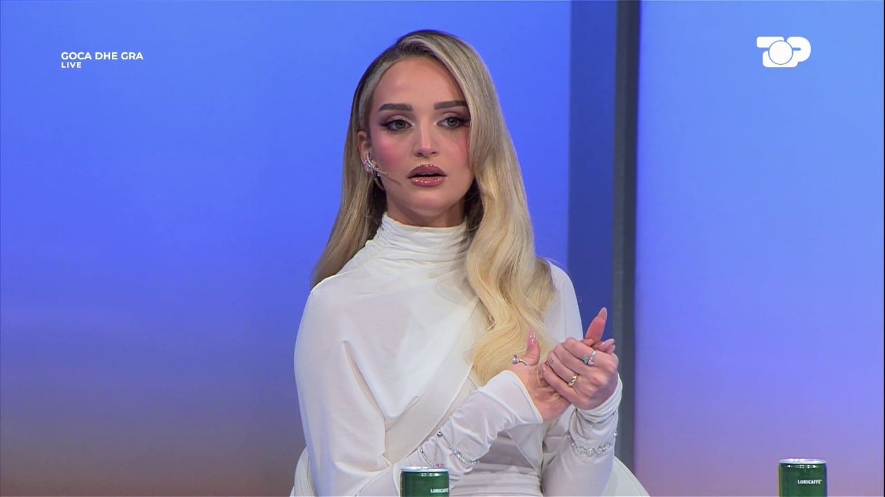 Pse nuk erdhi babai në finalen e BB VIP 5  Aludimet se është në burg  Selin përballet live me foton në  Goca dhe Gra 