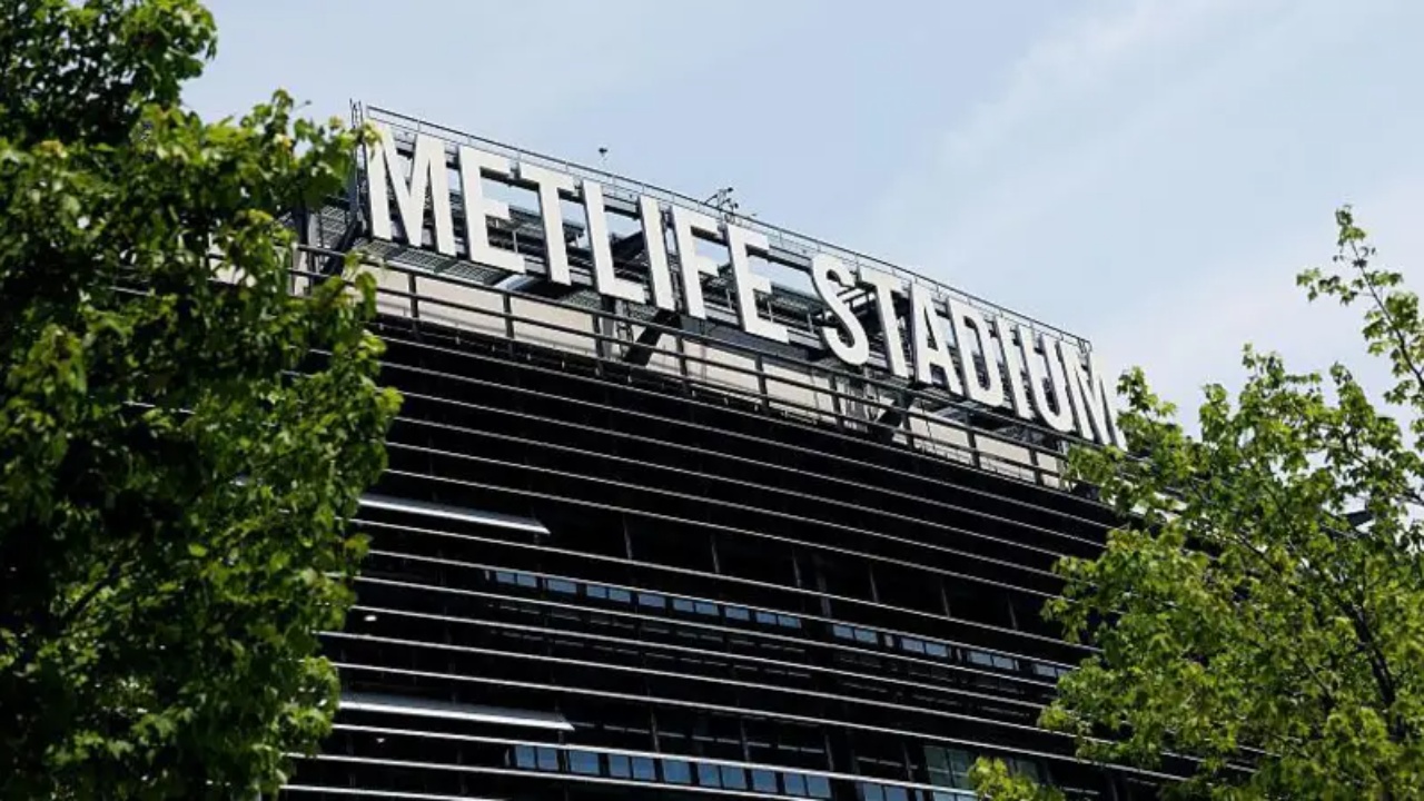 Biletat e trenave mund të arrijnë deri në 100 dollarë gjatë Kupës së Botës  guvernatori amerikan fajëson FIFA n  Duhet të 