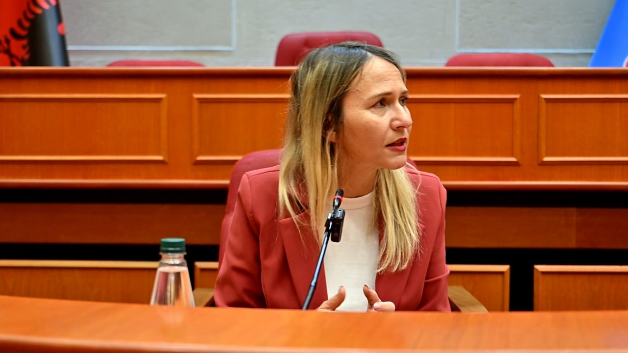 Ristani mbledh strukturat  njofton aksionin për sigurinë ndaj zjarrit  Kontrolle për të gjitha objektet me leje nga Bashkia e Tiranës