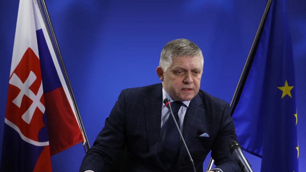 na-duhet-nafta-ruse-kryeministri-i-sllovakise-thirrje-be-se-hiqni-sanksionet-qe-europa-te-garantoje-energji