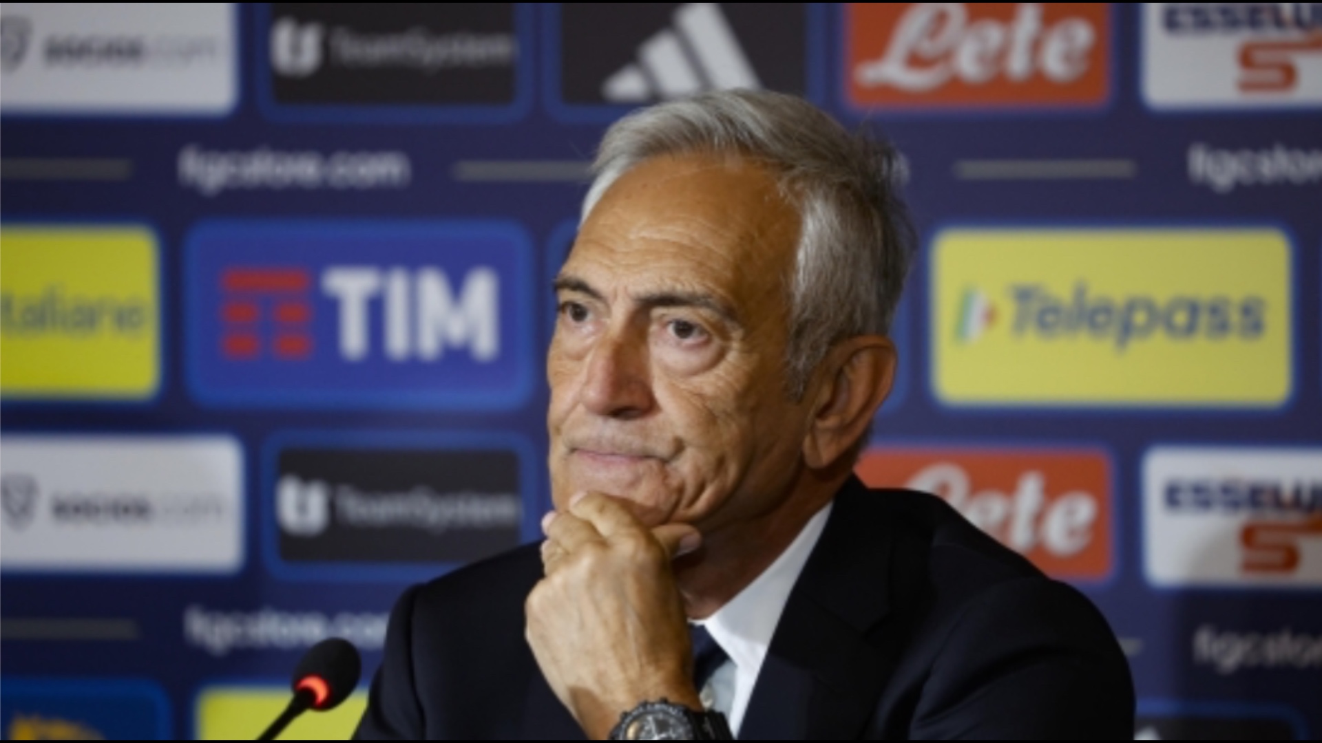 futbolli-eshte-nje-sport-profesionist-te-tjeret-jane-diletante-gravina-shkakton-zemerim-te-yjet-e-sportit-italian