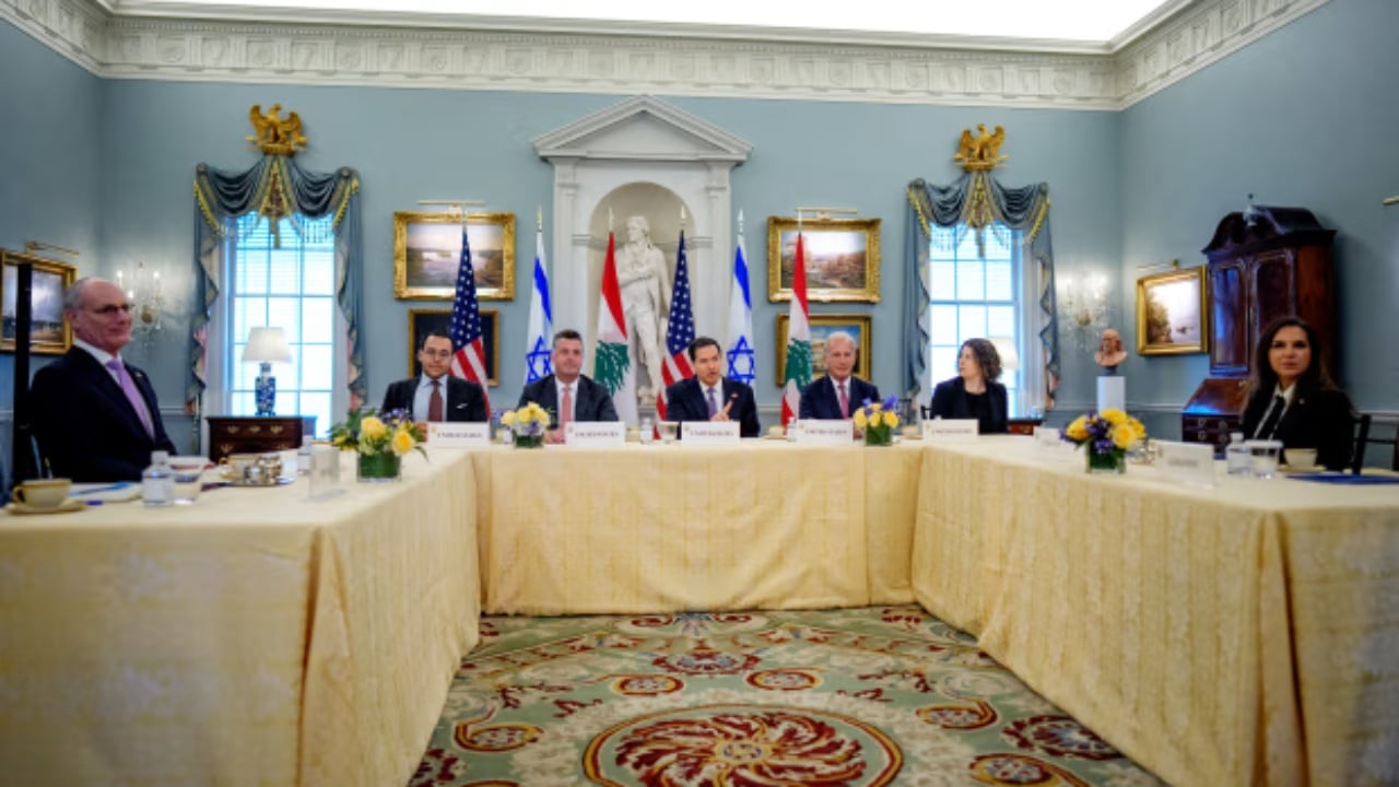 takimi-i-pare-i-dy-qeverive-ne-me-shume-se-30-vite-nisin-negociatat-per-paqe-mes-izraelit-dhe-libanit