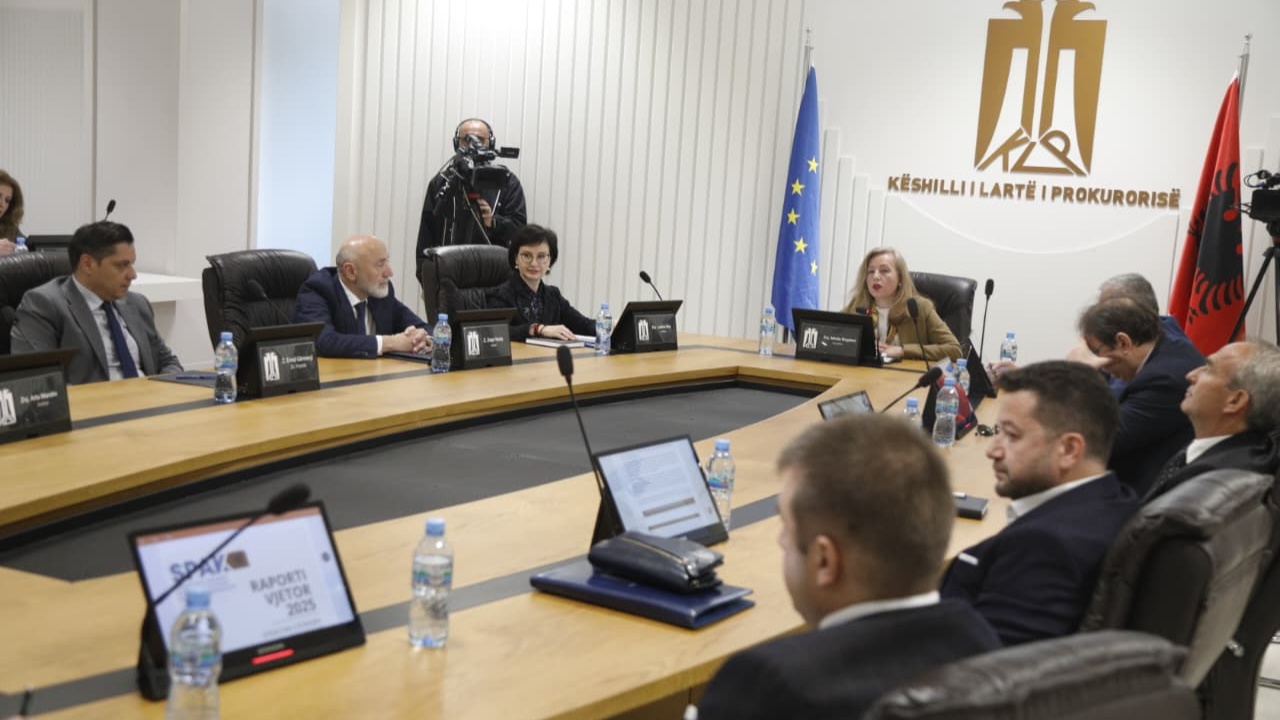 gara-per-prokurorin-e-ri-te-pergjithshem-tch-zbardh-dokumentet-qe-sollen-perplasjen-e-anetareve-te-klp-se