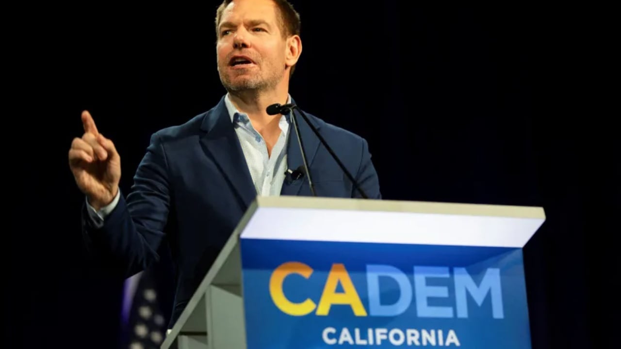  U bë thjesht një sekret me të cilin jetoja   Katër gra ngrenë akuza ndaj kandidatit për guvernator të Kalifornisë  dyshohet se Eric Swalwell ka abuzuar seksualisht ndërsa 