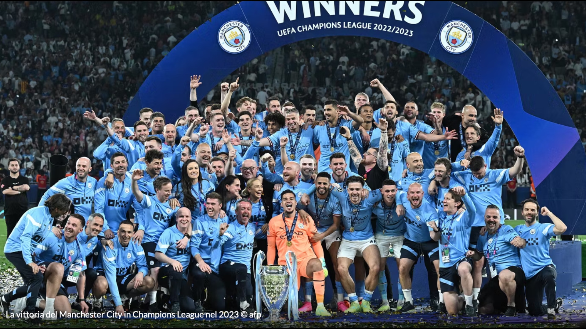 Misteri mbi Manchester City  dalin në shitje medaljet e Tripletës 2022 23