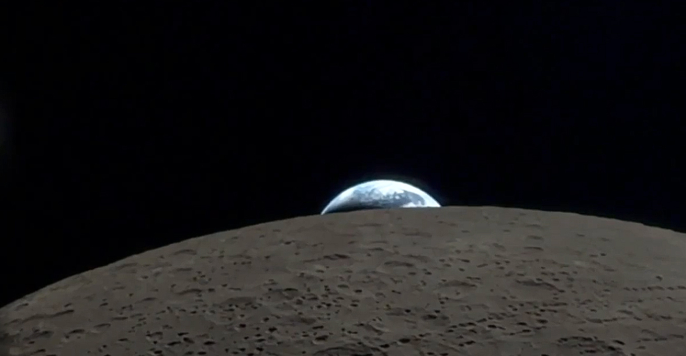 Momenti kur Toka fshihet pas Hënës  Videoja e pabesueshme e filmuar nga një astronaut i NASA s me një iPhone nga hapësira