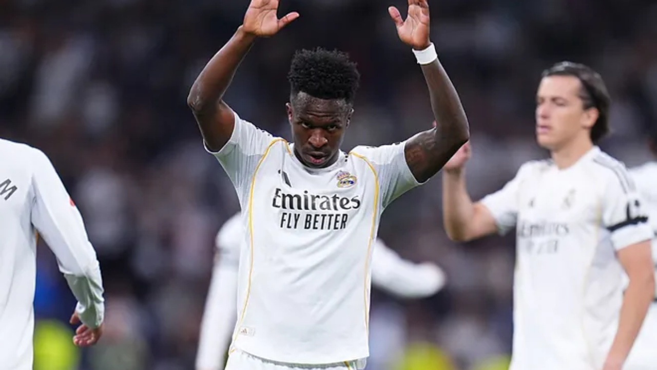 Tifozët e bëjnë Bernabeun  arenë  protestash  çfarë ndodhi në betejën pas kapitullimit të Real Madridit në Champions