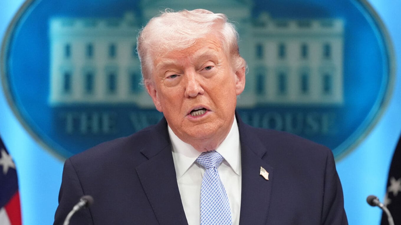  Ushtria jonë po pushon   Trump kërcënon Iranin për armëpushimin  Nëse marrëveshja nuk zbatohet  goditjet do të jenë më të fuqishme